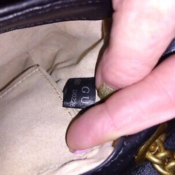 Gucci Crossbody Purse - Picture 4 of 7